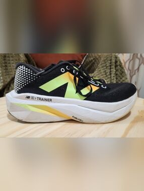 New Balance Men's Fuelcell SuperComp Trainer V3 Size 11.5